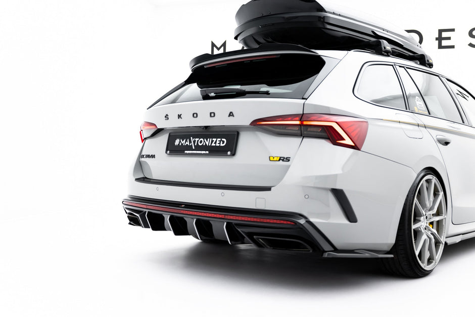 Splitter-kit V.2 för Skoda Octavia RS Combi Mk4