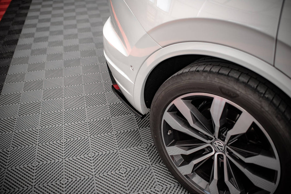 Splitter-kit för Volkswagen Touareg R-Line Mk3