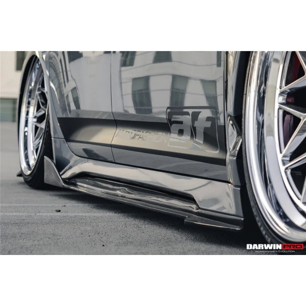 Sidokjolar i pre-preg carbon för Audi RS6 Avant C8 & RS7 C8 – variant 2