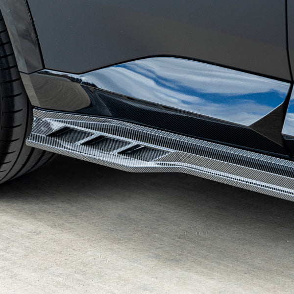 Sooqoo Sidokjolssplitters i pre-preg carbon för BMW XM G09 – bild 2