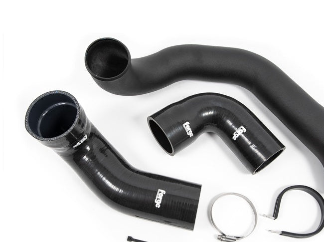 Forge Motorsport Laddluftsrör (discharge pipe) 76 mm – 2.0 TSI EA888 Evo4: Audi S3 8Y / Golf Mk8 / Cupra (FMDP1)