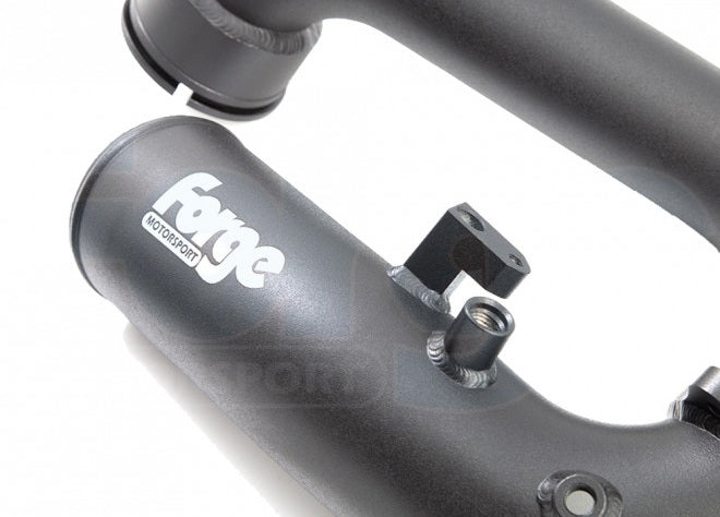 Forge Motorsport Laddluftsrör (charge pipe) – BMW B58 3.0 Turbo (Svart, FMBP3.N)