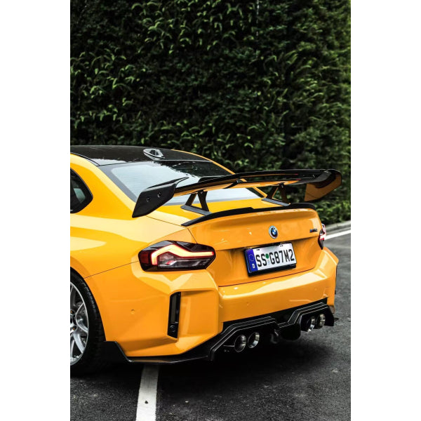 Swan Neck-bakvinge i pre-preg carbon för BMW M2/M3/M4/M5/M8 F80/F82/F87/G80/G82/G22/G26