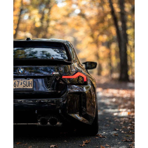 Bagageluckespoiler/vinge i pre-preg carbon för BMW M2 G87