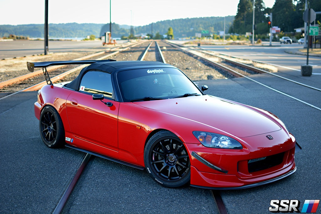 SSR GTV02 18x8.5 ET40 5x114.3 – Fälg i Mattsvart
