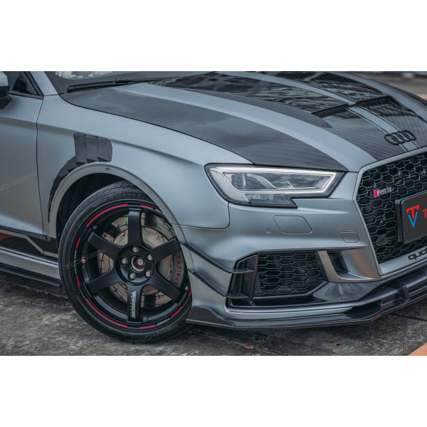 TAKD motorhuv i Dry Carbon för Audi RS3 8V