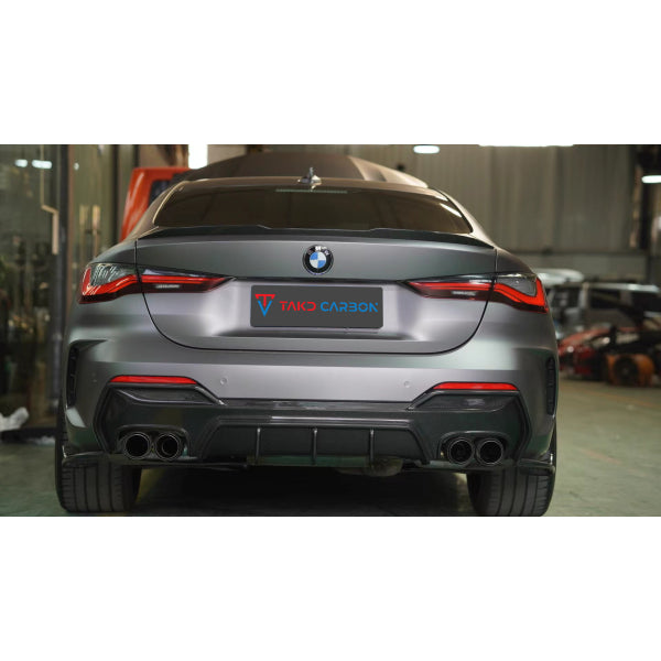 TAKD bagageluckespoiler TKM4 i Dry Carbon för BMW 4-serie G22 G23 G26 – bild 3
