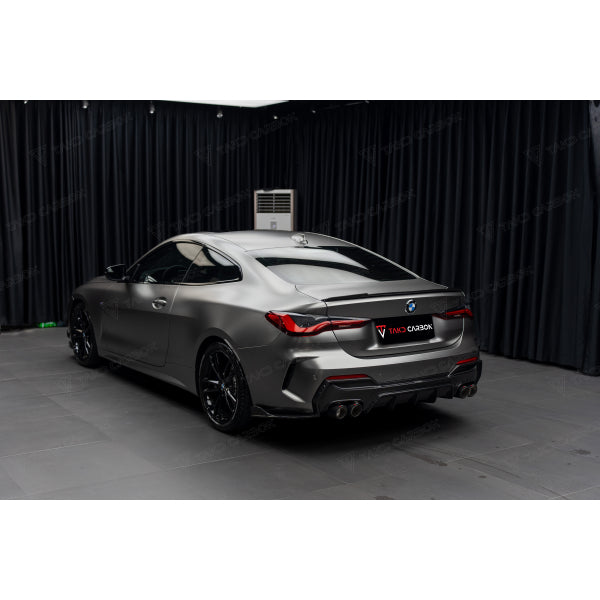 TAKD bagageluckespoiler TKM4 i Dry Carbon för BMW 4-serie G22 G23 G26