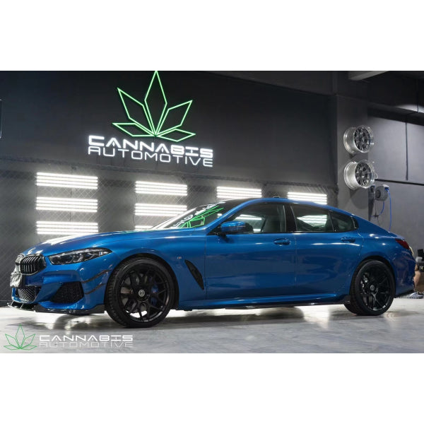 TAKD Dry Carbon aerokit med LED-diffusor & canards för BMW 8 G16 Gran Coupé – variant 2