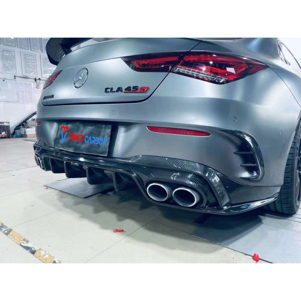 TAKD spoilerfenor till bakre stötfångare i Dry Carbon för Mercedes-Benz CLA 45 S AMG C118