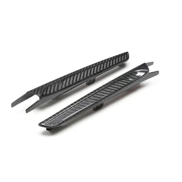 Luftintag/gälar till framskärmar i pre-preg carbon för BMW M3 F80 & M4 F82/F83